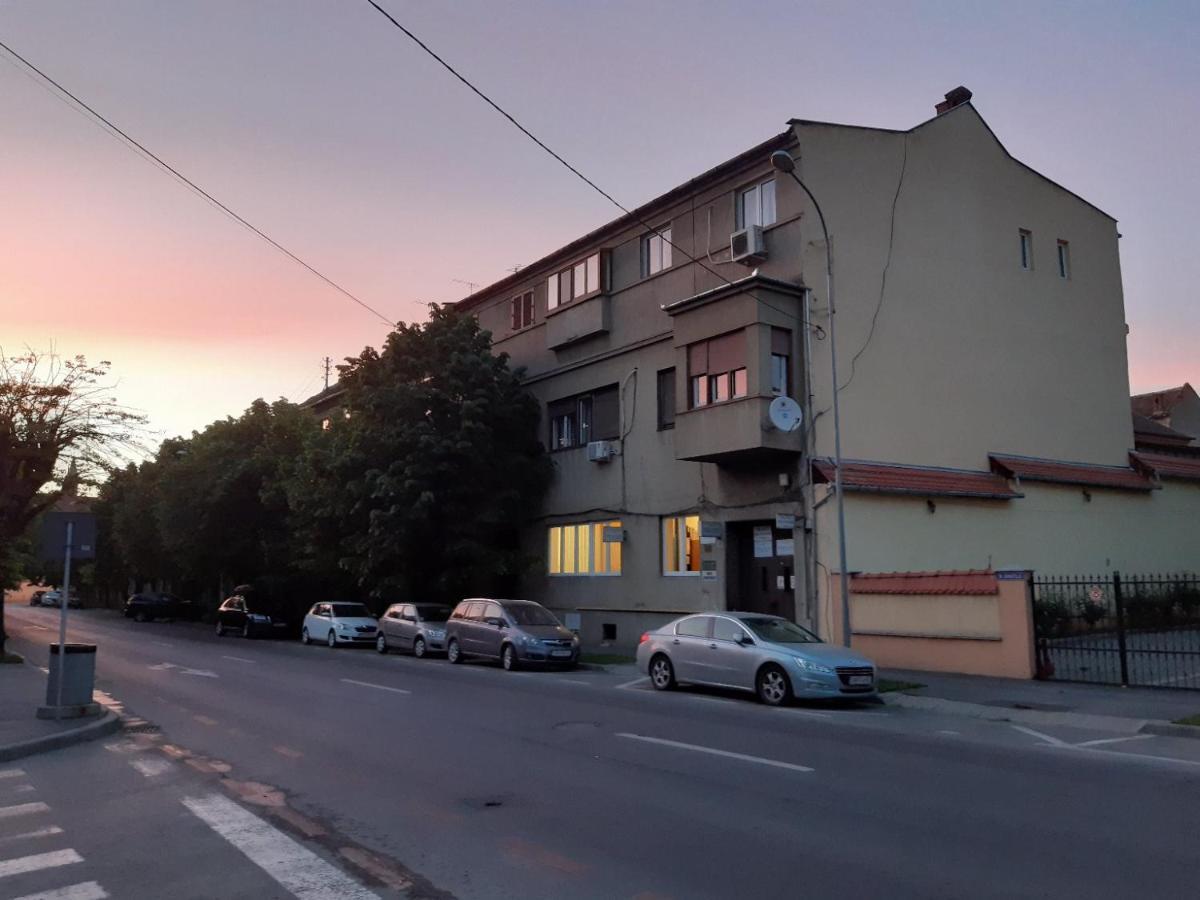 Sorin Up Town Apartment Sibiu Exterior photo